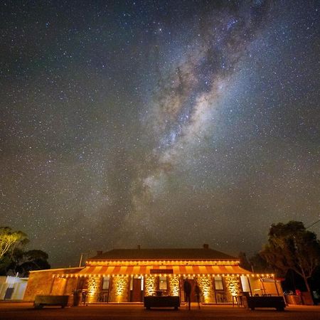Prairie Hotel Parachilna ภายนอก รูปภาพ